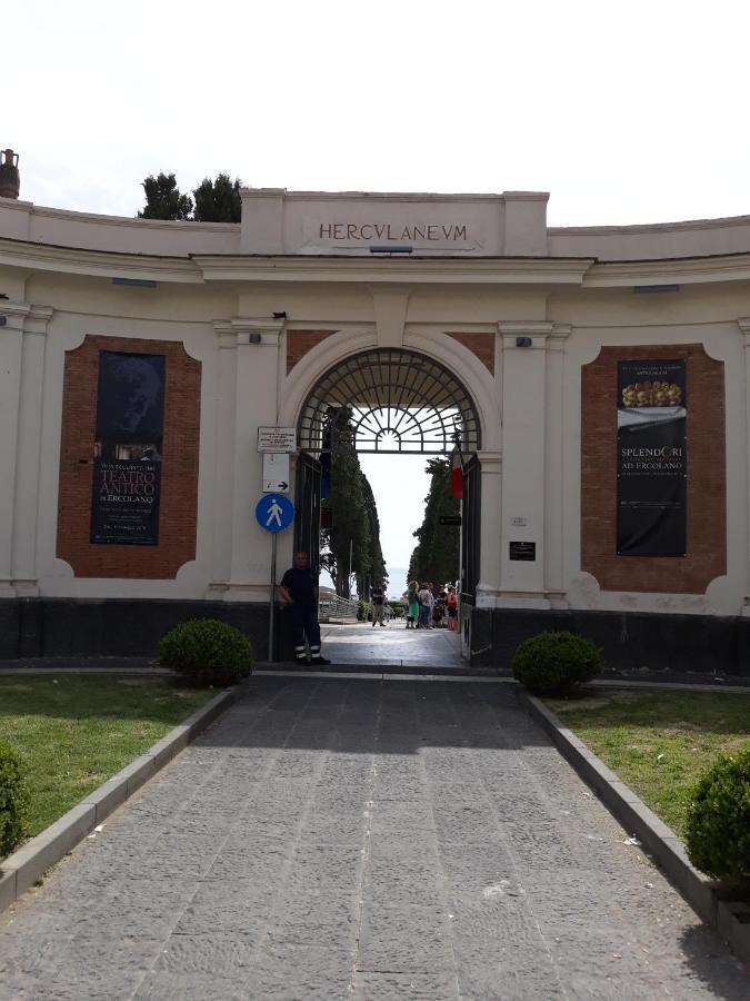 Residence Le Rovine Эрколано Экстерьер фото